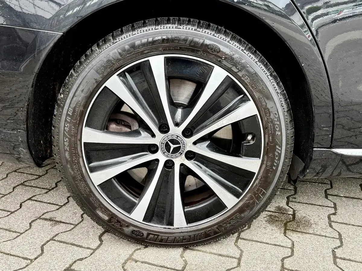 Gebraucht Mercedes E450 367 PS (269 kW) 2018 Schwarz Limousine