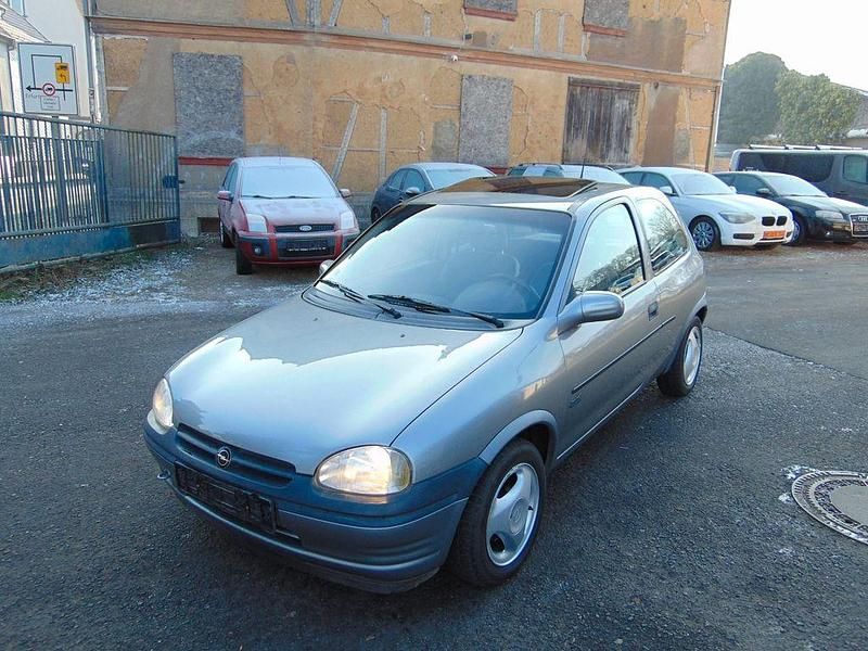 Gebraucht Opel Corsa 45 PS (33 kW) 1996 Kleinwagen