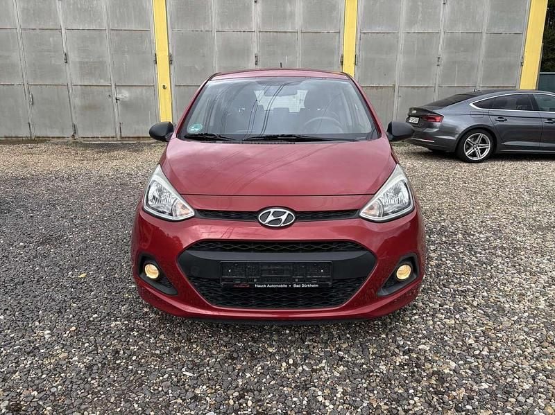 Red passion Gebraucht 2014 Hyundai i10 Classic Kleinwagen | 5.990 € (Fairer Preis) - Bild 1/4