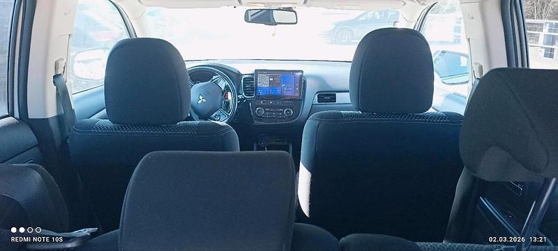 Gebraucht Mitsubishi Outlander 150 PS (110 kW) 2016 Weiß SUV