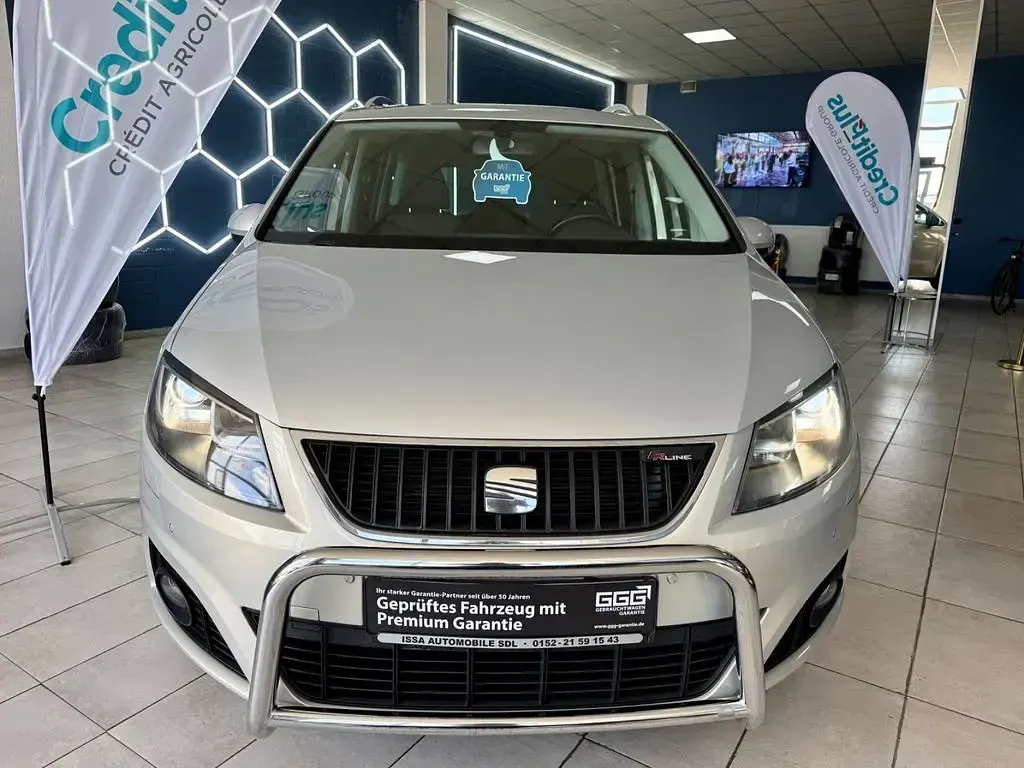 Gebraucht Seat Alhambra Style 140 PS (102 kW) 2011 Silber Van / Kleinbus