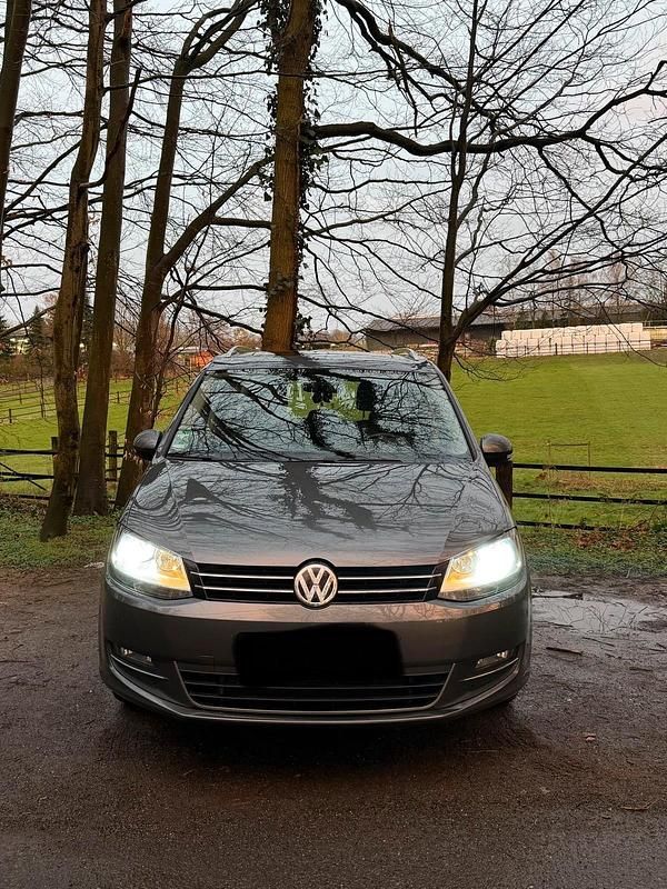 Usata VW Sharan 184 CV (135 kW) 2016 Grigio Monovolume