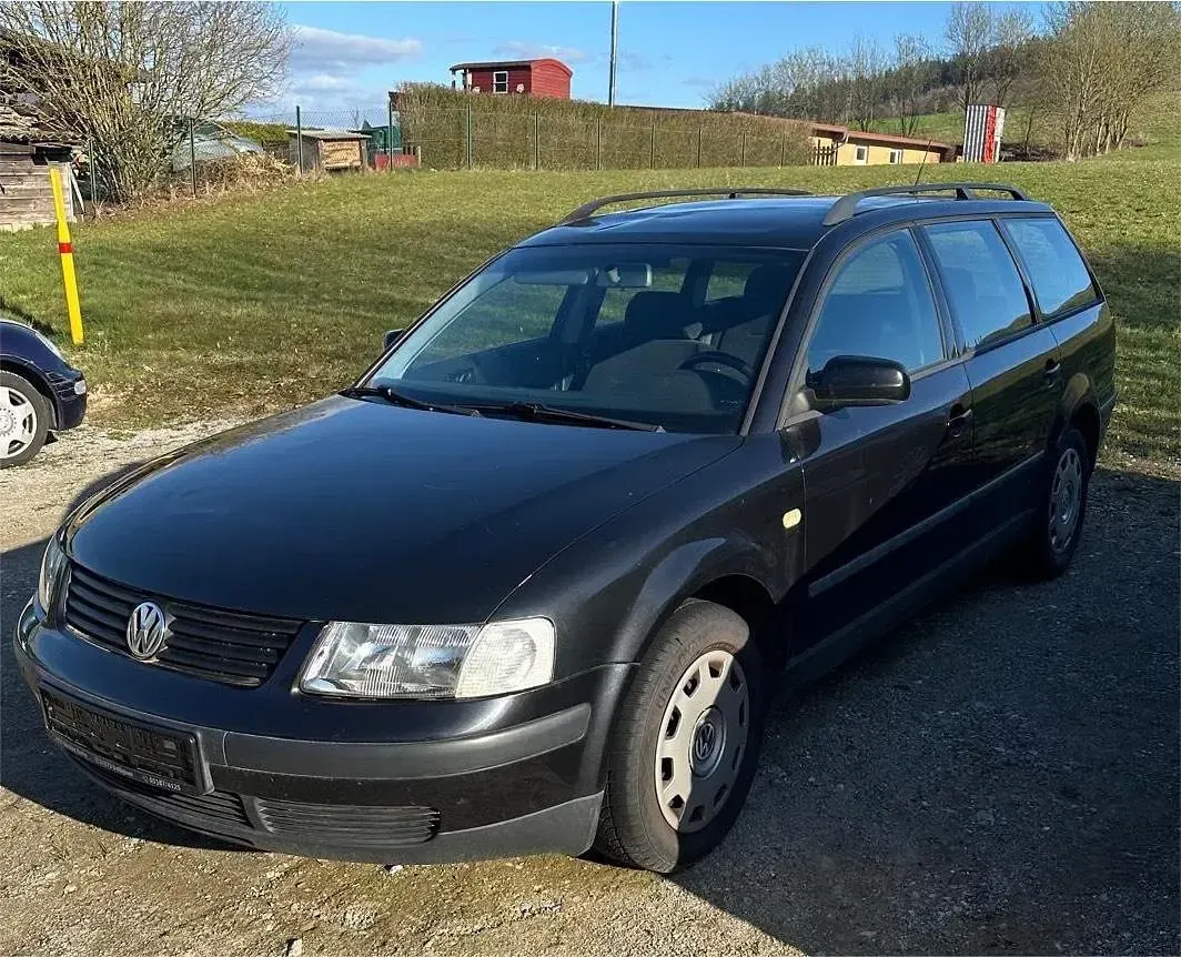 Usata VW Passat 102 CV (75 kW) 1998 Nero Station wagon