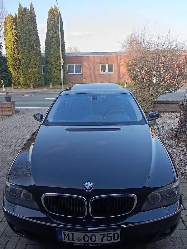 Gebraucht BMW 750 367 PS (269 kW) 2008 Limousine