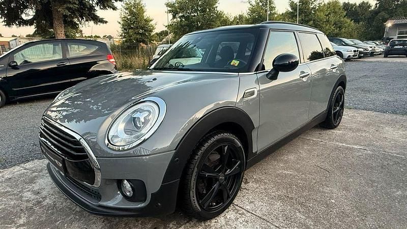 Grau Gebraucht 2017 Mini Cooper Clubman Kombi | 15.950 € (Guter Preis) - Bild 1/4