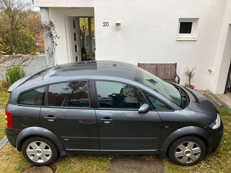 Grau Gebraucht 2002 Audi A2 S-Line Kleinwagen | 4.500 € (Teuer) - Bild 1/4