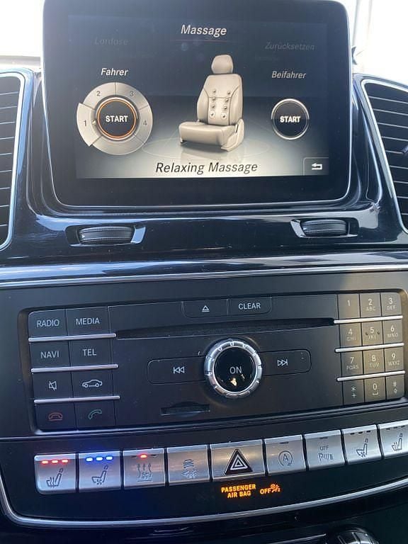 Schwarz Gebraucht 2015 Mercedes GLE350 SUV | 22.900 € (Fairer Preis) - Bild 1/4