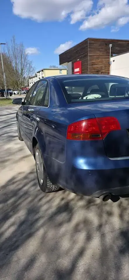 Gebraucht Audi A4 140 PS (102 kW) 2005 Blau Limousine