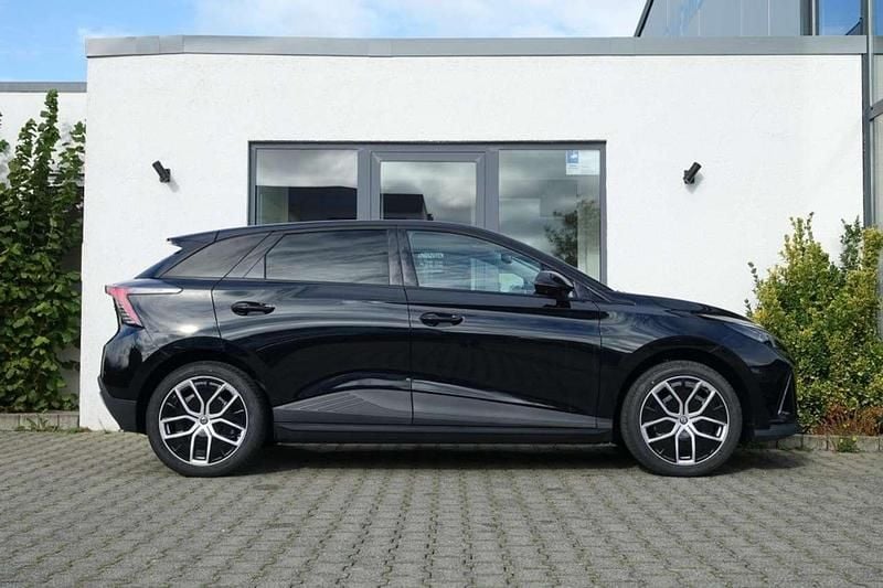 Neu MG MG4 EV Luxury 150 kW (204 PS) 2026 Pebble black Kleinwagen