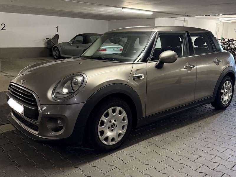 Silber Gebraucht 2017 Mini ONE Kleinwagen | 7.999 € (Etwas zu teuer) - Bild 1/4