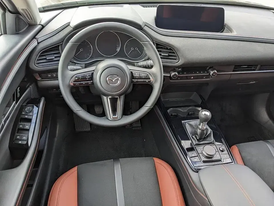 Neu Mazda CX-30 Nagisa 140 PS (102 kW) 2026 Rot SUV