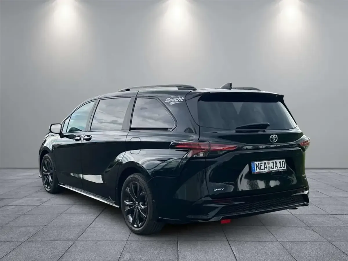 Gebraucht Toyota Sienna 245 PS (180 kW) 2026 Midnight black Van / Kleinbus