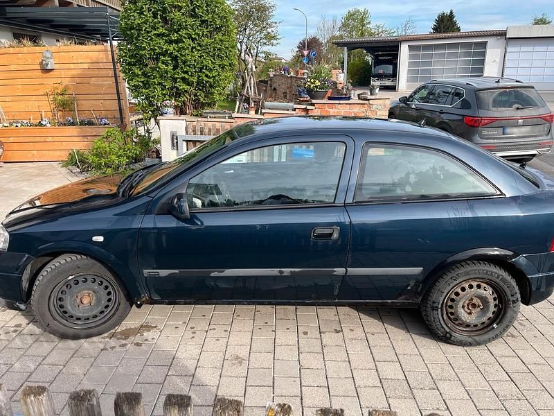 Usata Opel Astra 75 CV (55 kW) 2002 Blu Utilitaria