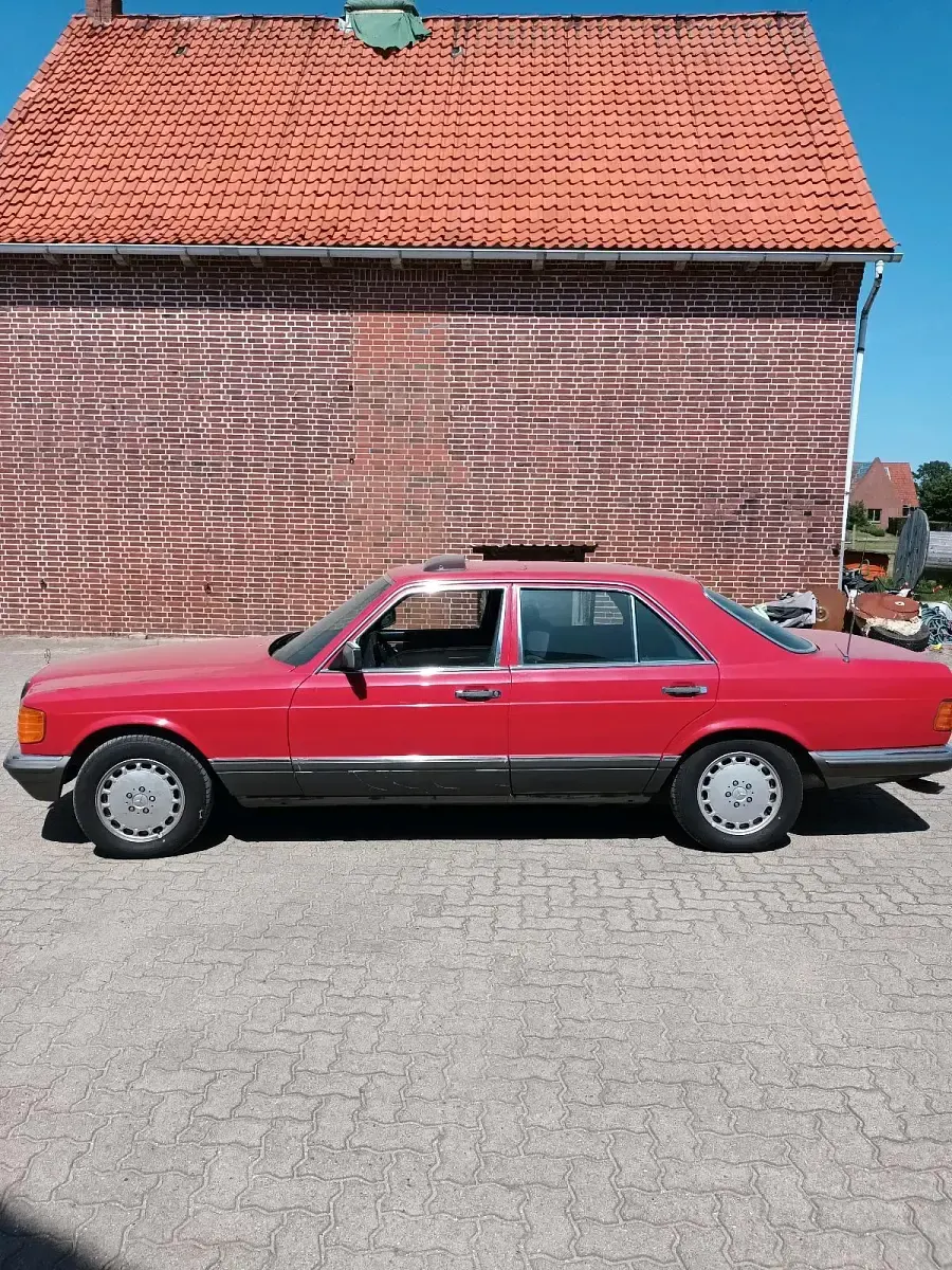 Gebraucht Mercedes 280 SE 185 PS (136 kW) 1983 Rot Limousine