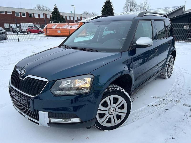 Gebraucht Skoda Yeti Cool Edition 110 PS (80 kW) 2015 Blau SUV
