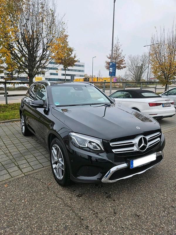 Gebraucht Mercedes GLC220 170 PS (125 kW) 2018 Schwarz SUV