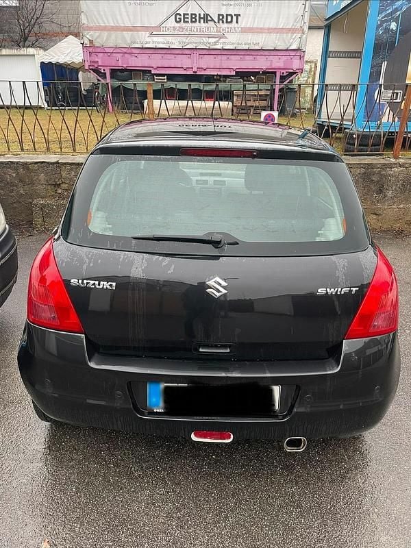Gebraucht Suzuki Swift 92 PS (67 kW) 2007 Schwarz Kleinwagen