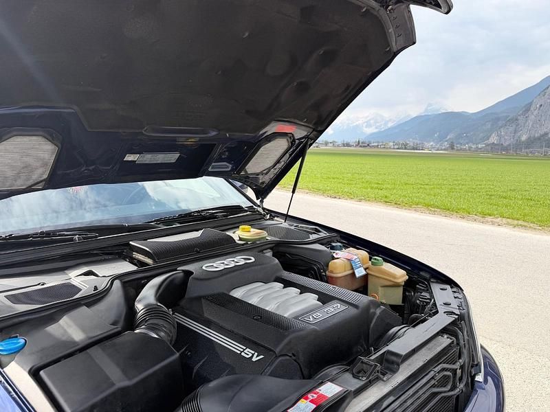 Gebraucht Audi A8 260 PS (191 kW) 2000 Blau Limousine