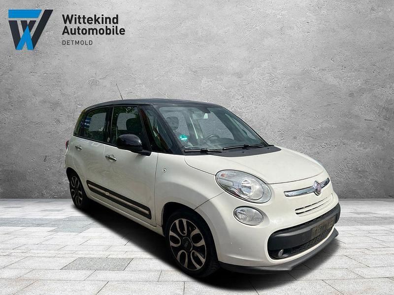 Weiß Gebraucht 2012 Fiat 500L Pop Star Van / Kleinbus | 5.900 € (Fairer Preis) - Bild 1/4