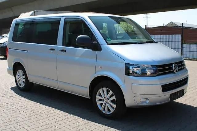 Gebraucht VW Multivan 140 PS (102 kW) 2015 Andere Van / Kleinbus