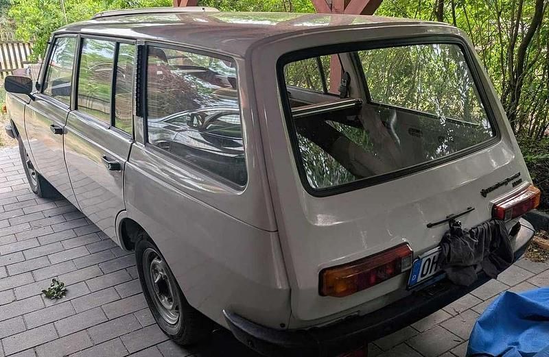 Weiß Gebraucht 1986 Wartburg 353 Kombi | 7.200 € - Bild 1/3