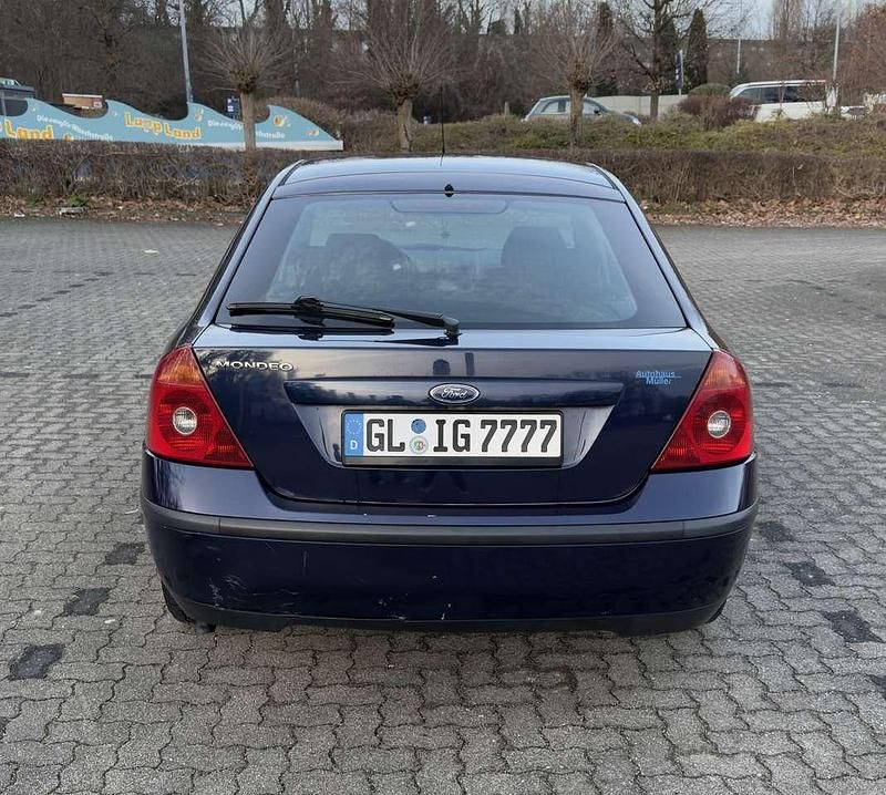 Second-hand Ford Mondeo 110 CP (80 kW) 2001 Berlinǎ