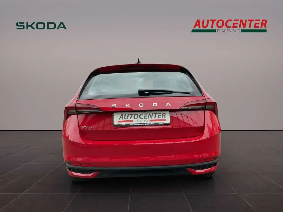 Gebraucht Skoda Scala 116 PS (85 kW) 2026 Velvetrot metallic Kleinwagen