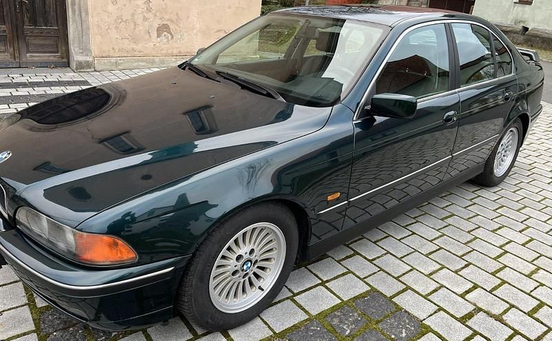 Gebraucht BMW 520 150 PS (110 kW) 1997 Grün Limousine