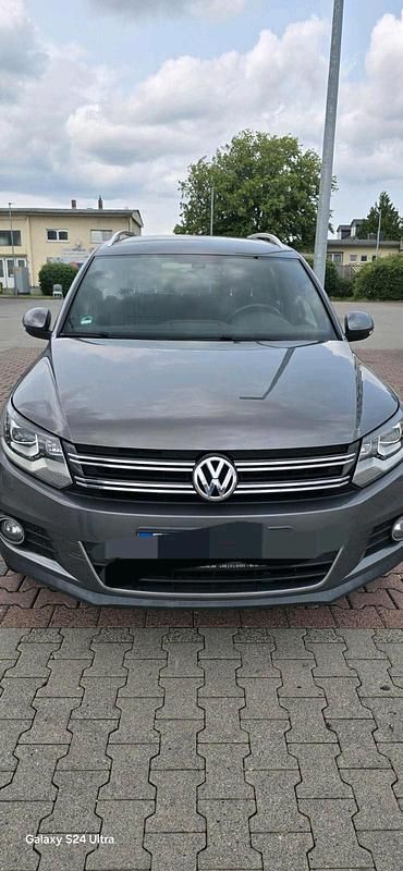 Gebraucht VW Tiguan 150 PS (110 kW) 2015 Silber SUV