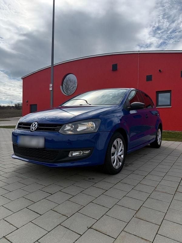 Gebraucht VW Polo 69 PS (50 kW) 2010 Blau Kleinwagen
