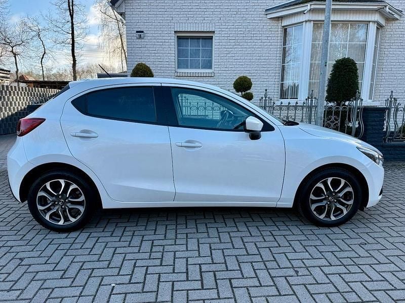 Gebraucht Mazda 2 Nakama 90 PS (66 kW) 2017 Weiß Limousine