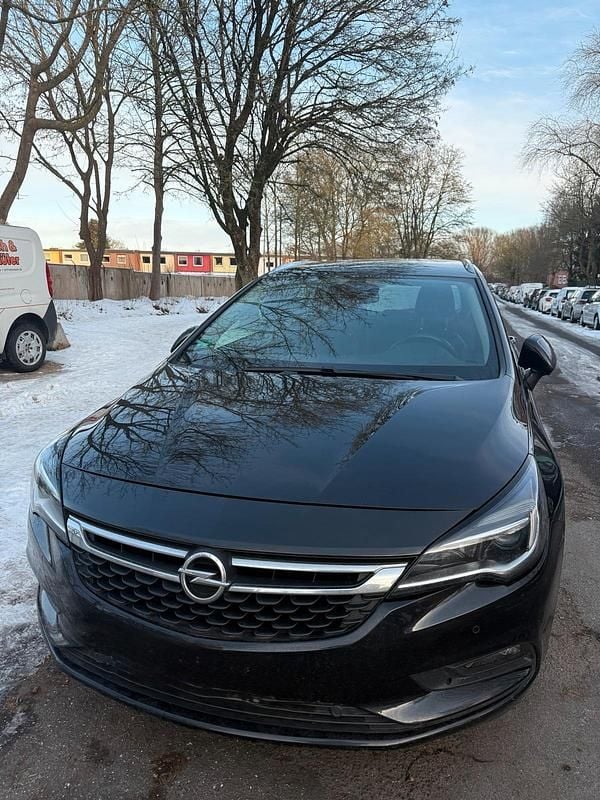 Gebraucht Opel Astra 105 PS (77 kW) 2017 Schwarz Kombi