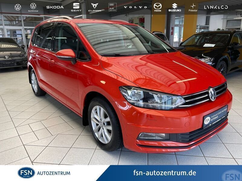 Orange Gebraucht 2017 VW Touran Comfortline Van / Kleinbus | 18.790 € (Fairer Preis) - Bild 1/4