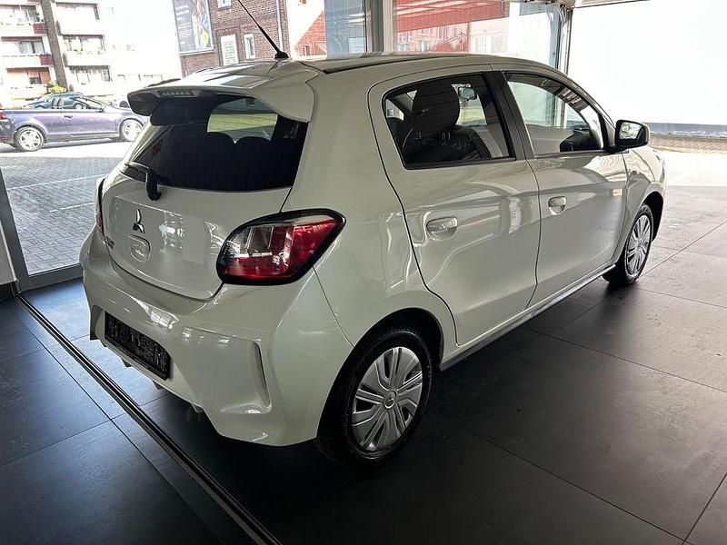 Gebraucht Mitsubishi Space Star Select+ 71 PS (52 kW) 2022 Weiß Kleinwagen