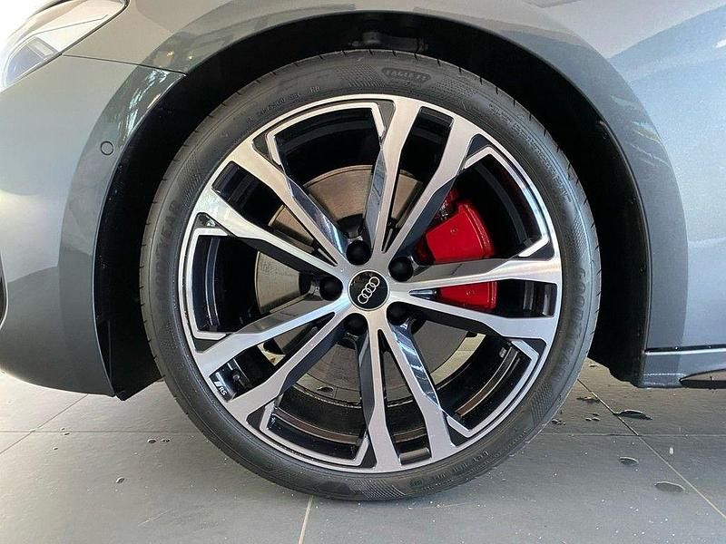 Second-hand Audi A5 S-Line 367 CP (269 kW) 2025 Gri Coupe