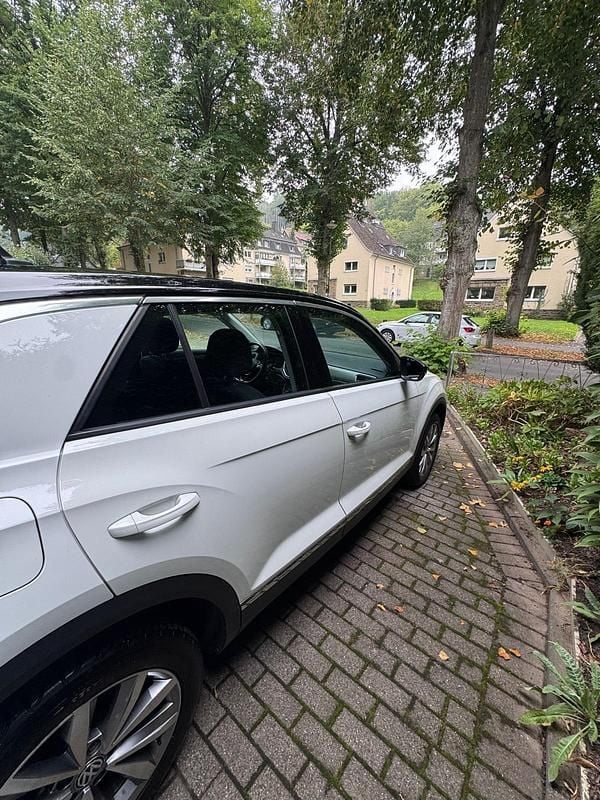 Gebraucht VW T-Roc 150 PS (110 kW) 2020 Weiß SUV