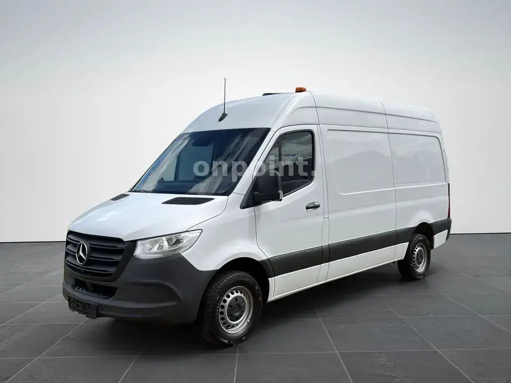 Gebraucht Mercedes Sprinter 163 PS (119 kW) 2020 Weiß Van