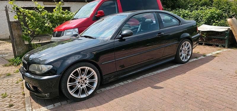 Schwarz Gebraucht 2003 BMW 325 Coupé | 7.000 € (Fairer Preis) - Bild 1/4