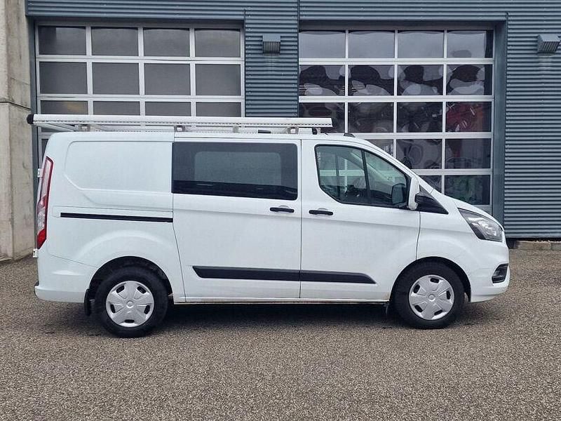 Begagnad Ford Transit Custom 2022 Vit Sedan