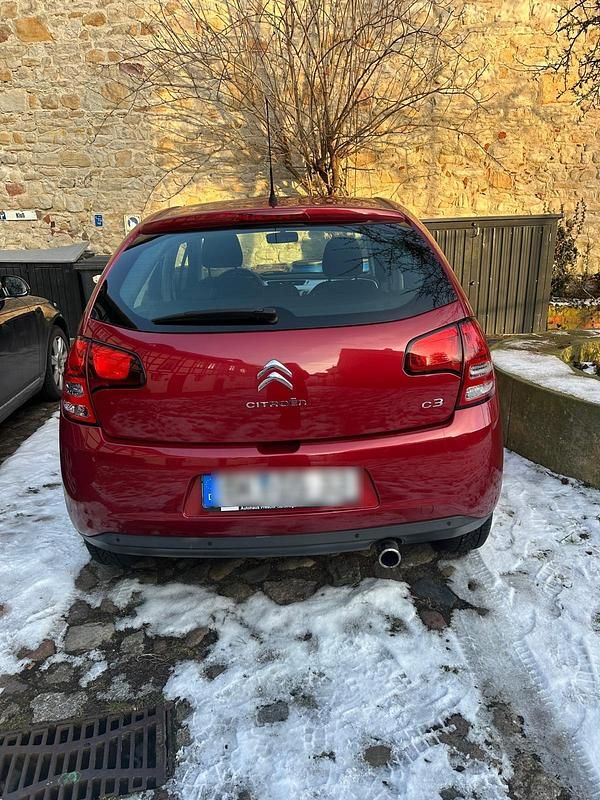 Gebraucht Citroën C3 90 PS (66 kW) 2011 Rot Limousine