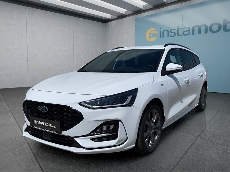 Weiß Gebraucht 2024 Ford Focus Kombi | 33.449 € - Bild 1/4