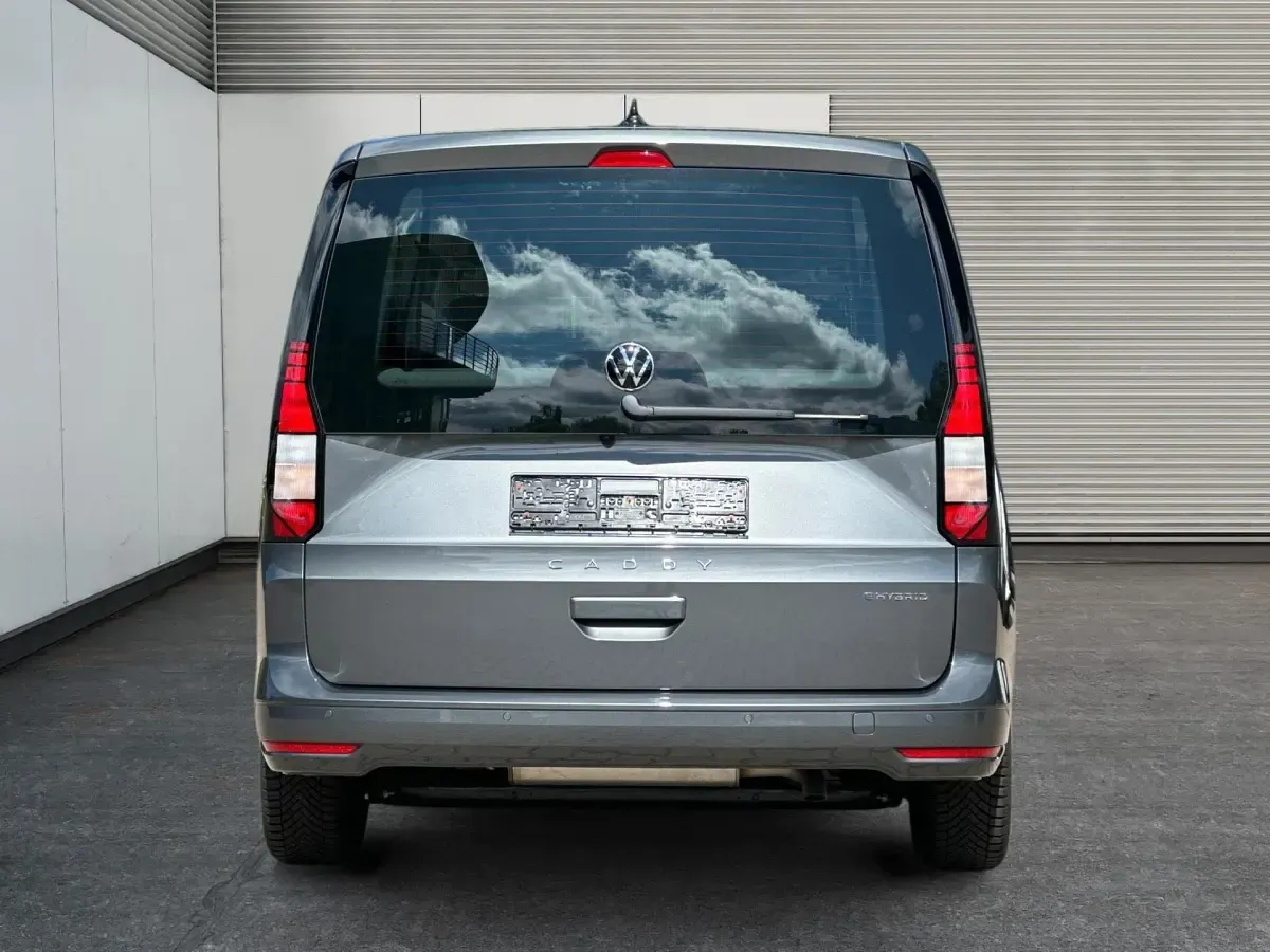 Nowe VW Caddy Maxi 150 KM (110 kW) 2025 Szary Minivan