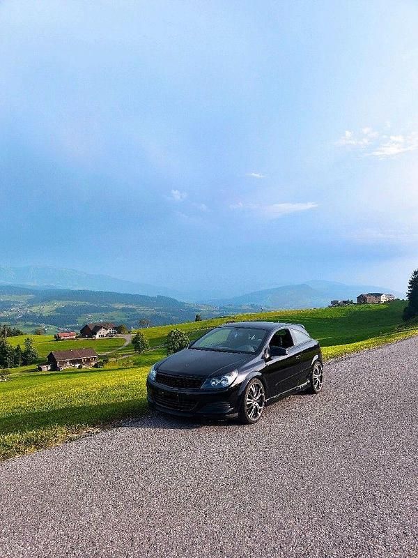 Gebraucht Opel Astra GTC 200 PS (147 kW) 2006 Schwarz Limousine