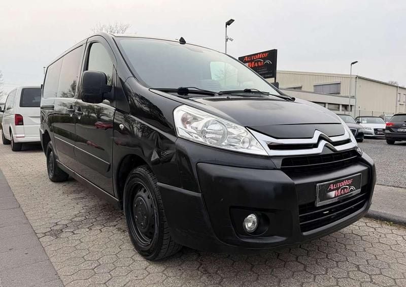 Gebraucht Citroën Jumpy 163 PS (119 kW) 2014 Lack onyx schwarz/deckende lac Van / Kleinbus
