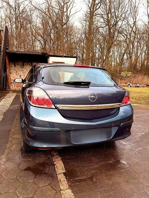 Gebraucht Opel Astra GTC 105 PS (77 kW) 2007 Coupé
