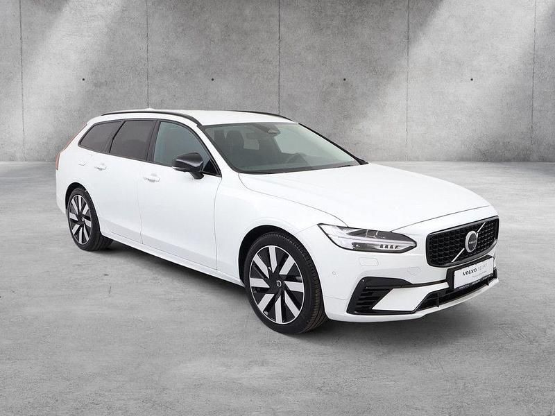 Gebraucht Volvo V90 Plus 398 PS (292 kW) 2025 Weiß Kombi
