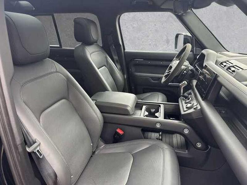 Gebraucht Land Rover Defender 532 PS (391 kW) 2022 Schwarz SUV