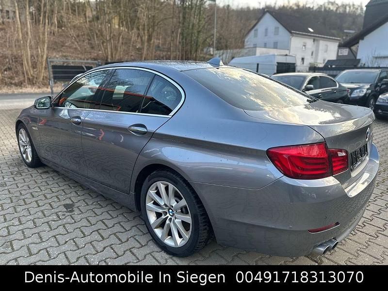 Gebraucht BMW 530 258 PS (189 kW) 2013 Grau Limousine