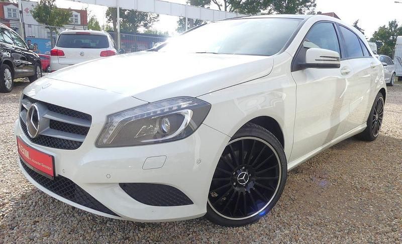 Gebraucht Mercedes A220 170 PS (125 kW) 2013 Weiß Limousine