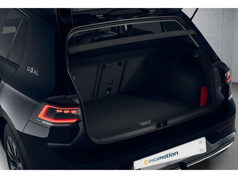 Gebraucht VW Golf VIII 150 PS (110 kW) 2025 Schwarz Kleinwagen